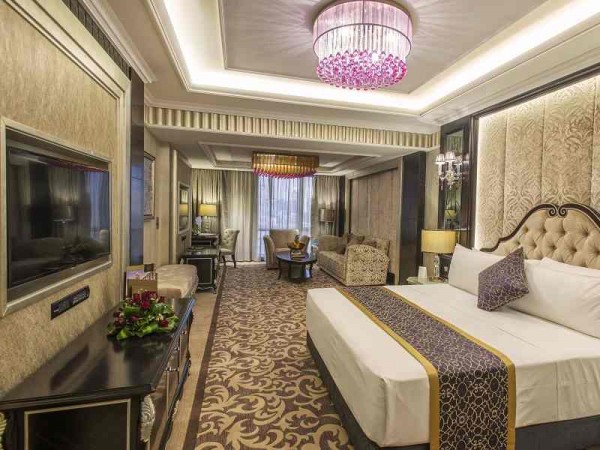 فندق نارسس الرياض أفخم فندق في الشرق الأوسط لعام ٢٠١٥ سفاري نت
