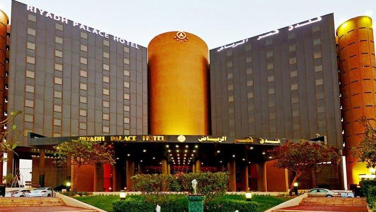 مجموعة فنادق انتركونتيننتال تفتتح فندق كراون بلازا قصر الرياض سفاري نت