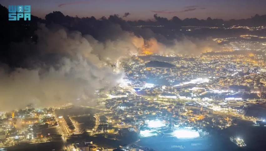 أبها بين الغيوم والضباب.. روعة الأجواء الشتوية في قلب عسير 