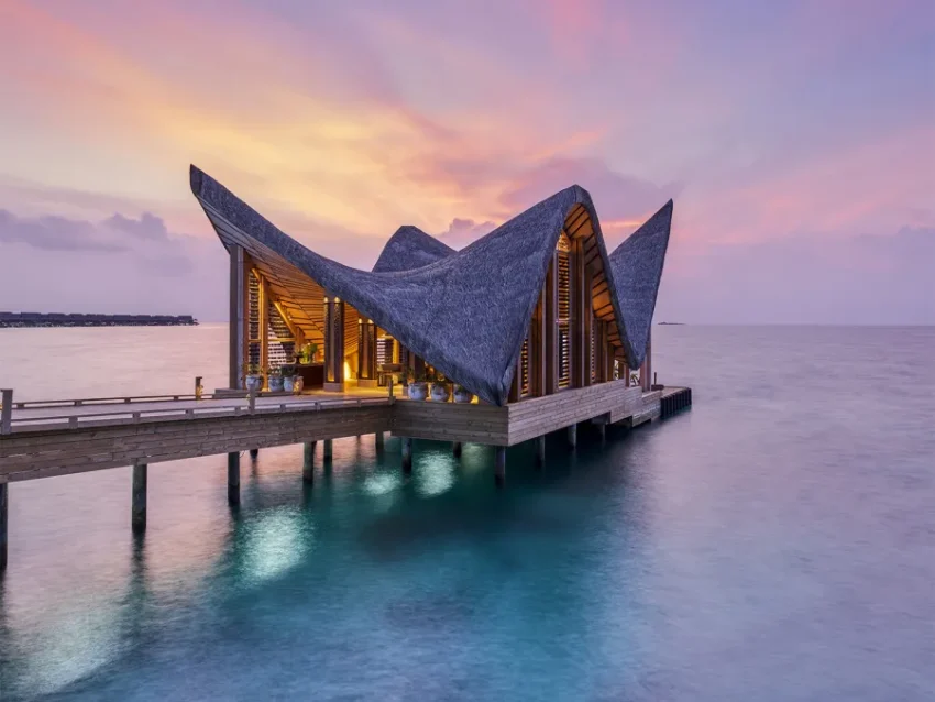 منتجع JOALI المالديف الملاذ الأمثل وسط أجواء فنية 