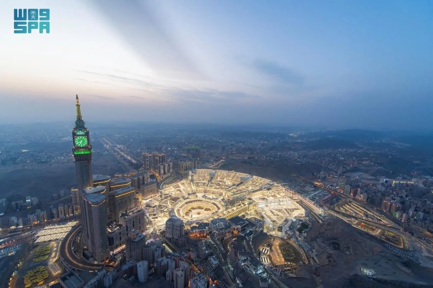 سياحة السعودية تكثف جولاتها في مكة والمدينة خلال العشر الأواخر من رمضان 